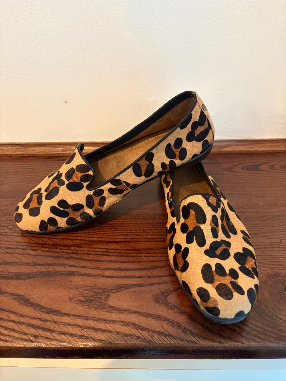 AEROSOLES Leopard Print Slip-On Loafers in Tan and Black